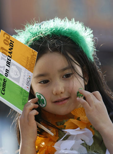 St Patrick's day parade: St Patrick's day parade around the world