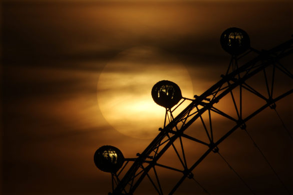 Warm weather in UK : Warm weather in UK 