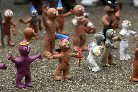 Morph flash mob: Morph tribute to 