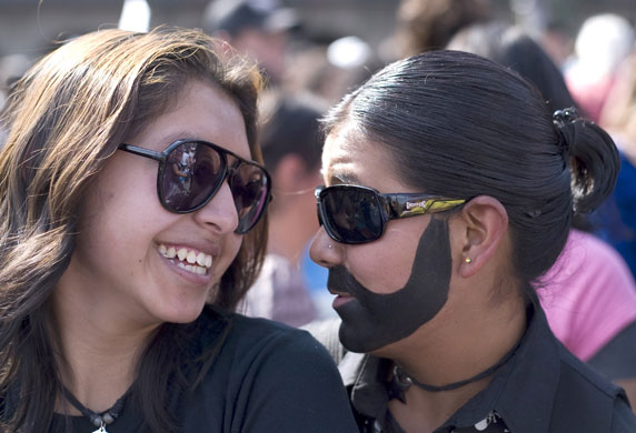 24 hours: Lesbians  parade in Mexico City 
