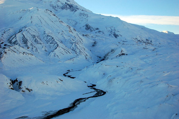 Mount Redoubt: Volcano unrest, Alaska, US