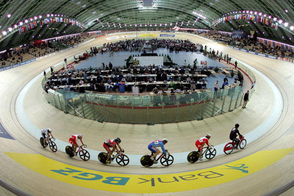 24sport: Men's Keirin race at the UCI Track Cycling World Championships