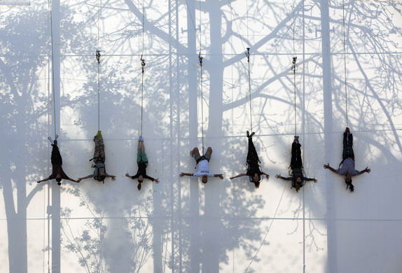 27 March 2009: Acrobats rehearse for the celebration for the 100th anniversary of Tel Aviv