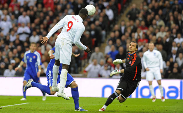 England v Slovakia: Heskey misses