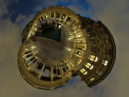 Alexandre Duret-Lutz  : Alexandre Duret-Lutz, Fontaines a boules de Pol Bury.