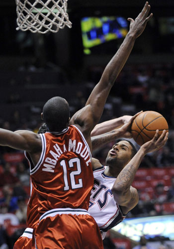 Sport: 24 hours: New Jersey Nets' Chris Douglas-Roberts attempts a shot