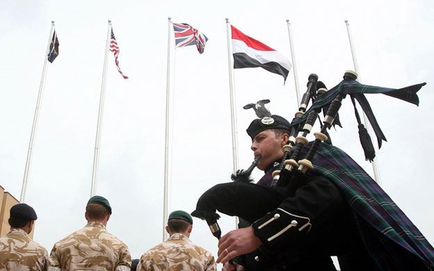 Basra handover: Britain hands over command in Basra to US