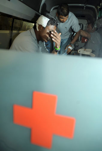 Sri Lankan cricket team: Ajantha Mendis, Tharanga Paranavithana and assistant coach Paul Farbrace