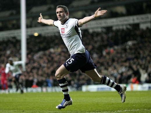 Prem League Wed: Robbie Keane celebrates opening the scoring