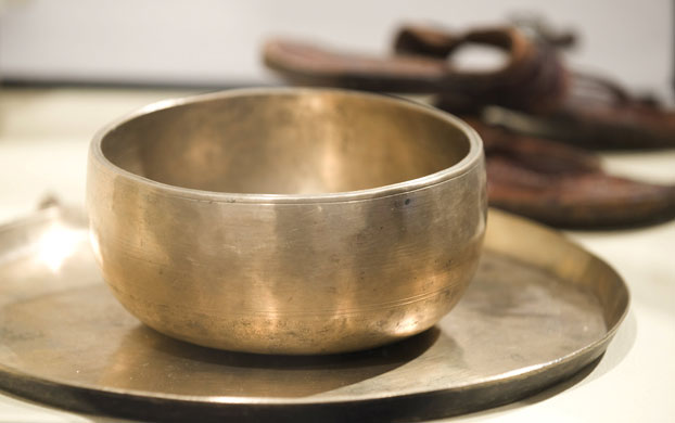 Mahatma Gandhi auction: Mahatma Gandhi's plate and bowl at the auction house.