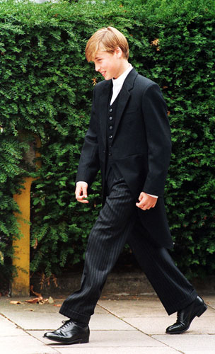 Prince William and Harry: Prince William first day at Eton School
