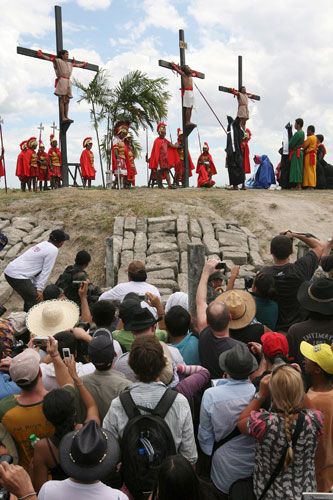 Philippines Crucifiction: Jesus crucifixion re-enactment in Pampanga province of northern Philippines