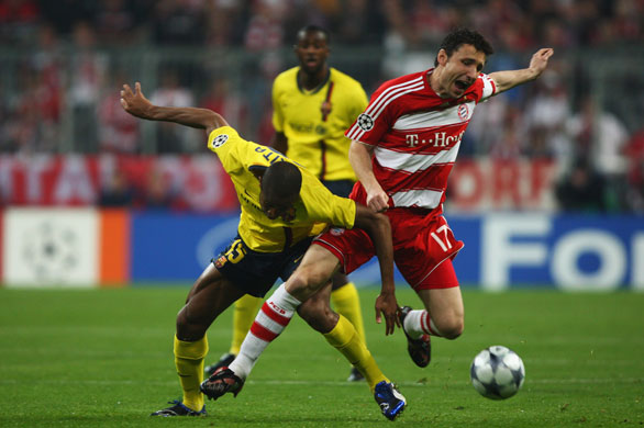 Bayern v Barcelona: van Bommel and Keita