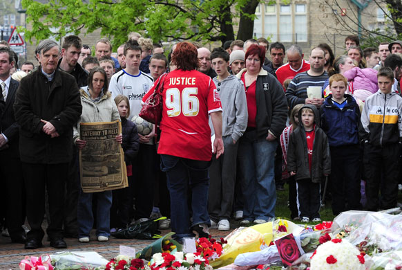 Hillsborough memorial: Fans pay tribute outside Sheffield Wednesday Football Ground