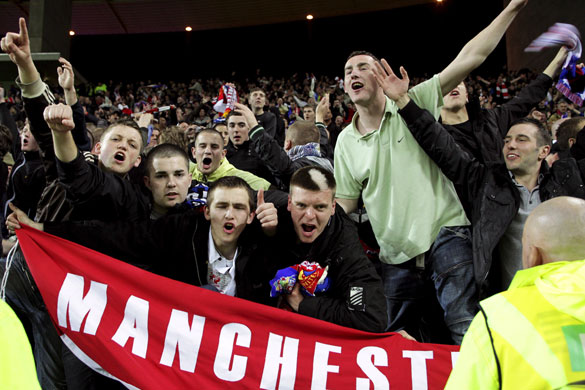 Porto v Manchester United: Jubilent Manchester United's supporters celebrate 