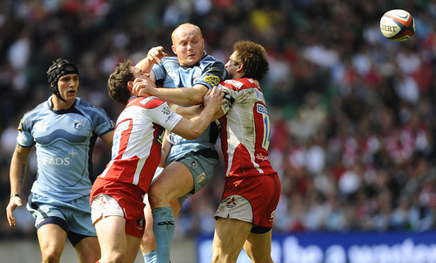 Cardiff v Gloucester: Martyn Williams gets a pass out 