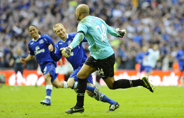 Everton v Man United: Tim Howard
