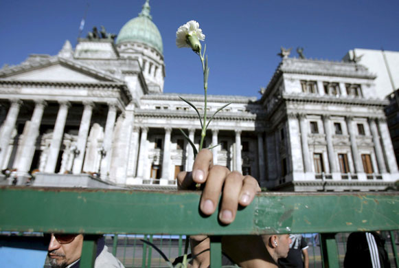 2 April 2009: The wake for the late Argentinian president Raul Alfonsin