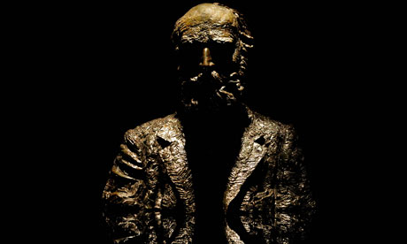 Bust of CP Scott, King's Place