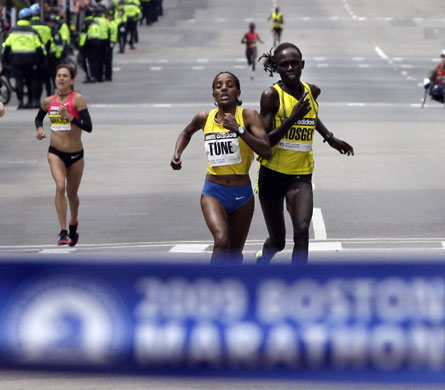 24sport: Salina Kosgei, Dire Tune, Kara Goucher