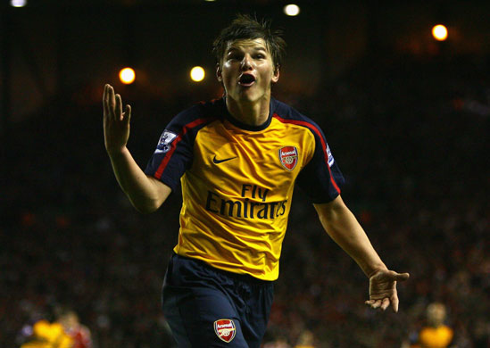 Liverpool v Arsenal: Arshavin fourth cele