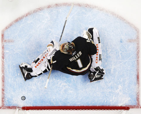 24 hours in pictures: Anaheim Ducks goalie Jonas Hiller NHL hockey