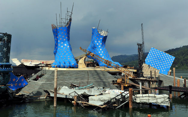 24 hours in pictures: Lake stage design for 'Aida' in Bregenz