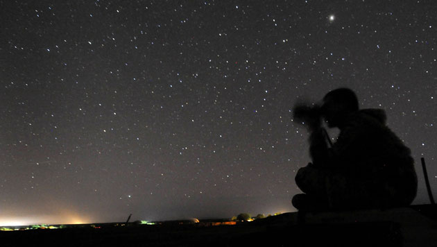 24 hours in pictures: German soldier during a night mission in Kundus, Afghanistan