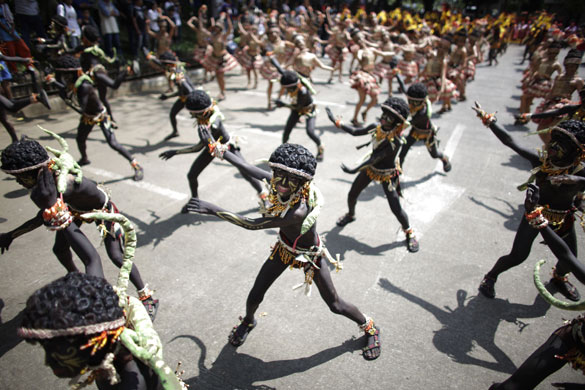 24 hours in pictures: Aliwan Festival in Manila