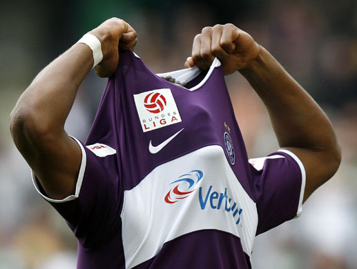 24sport: Austria's Rubin Okotie reacts