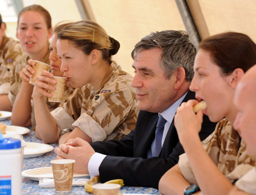 Gordon Brown Afghanistan: Gordon Brown with soldiers in Afghanistan