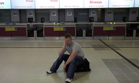 A holiday maker in manchester discovers that his flight to Mexico is cancelled