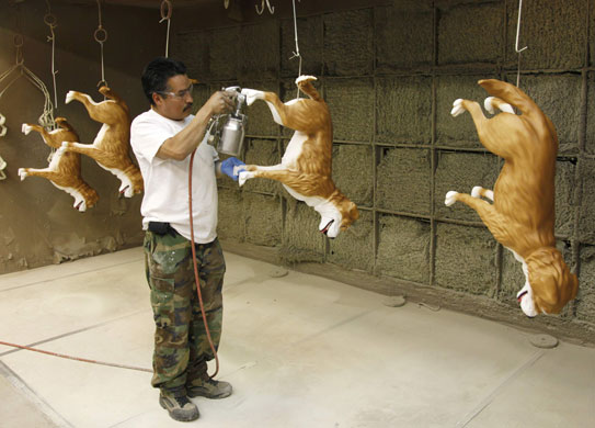 29 April 2009: Broomfield, US: Barker, one of the mannequins for the Old Navy campaign