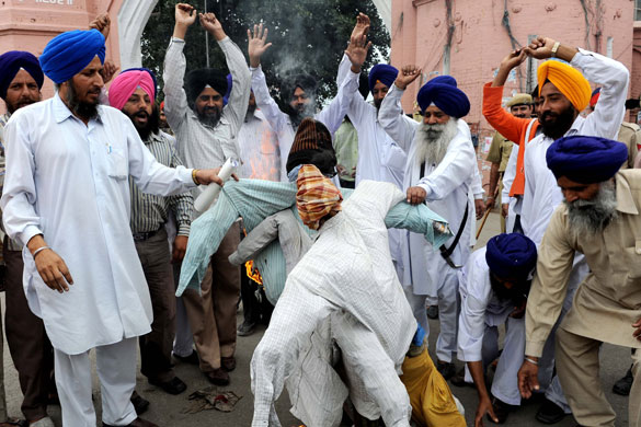 6 April 2009: Amritsar: Members of the Sikh Student Federation during a demonstration
