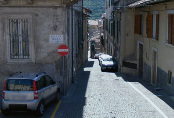 Before & after earthquake: Piazza Rocca di corno in L'Aquila