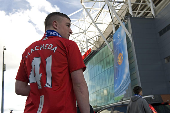 Manchester United v Porto: Fan with Federico Macheda on his replica shirt