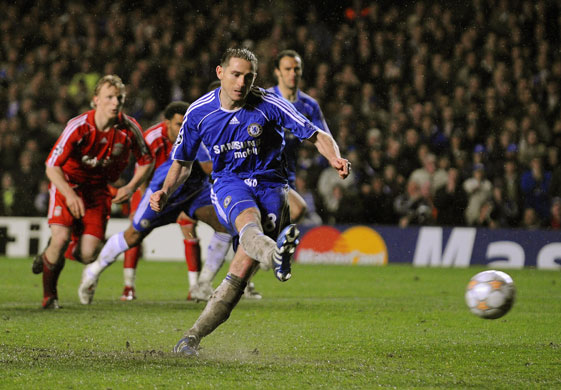 Liverpool v Chelsea: Chelsea's Frank Lampard scores against Liverpool