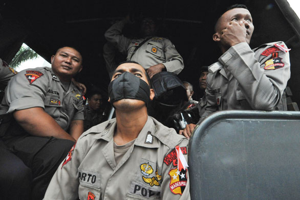 8 April 2009: Jakarta: Police during an effort to achieve security during elections