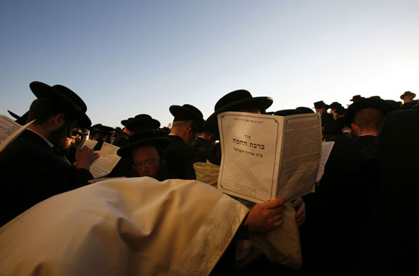24 hours in pictures: Ultra-Orthodox Hassidic Jews Jerusalem