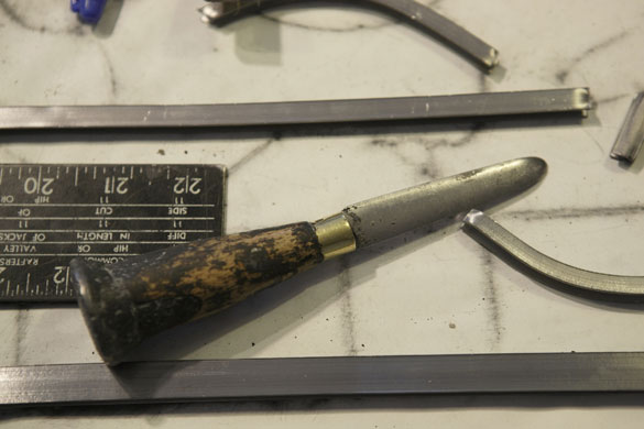 Holy Well Glass: Holy Well Glass palette knife used for cutting the lead