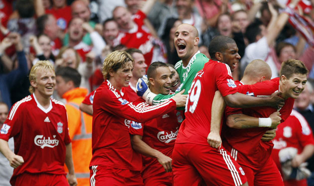 2008/09 football season: Liverpool's English midfielder Steven Ge