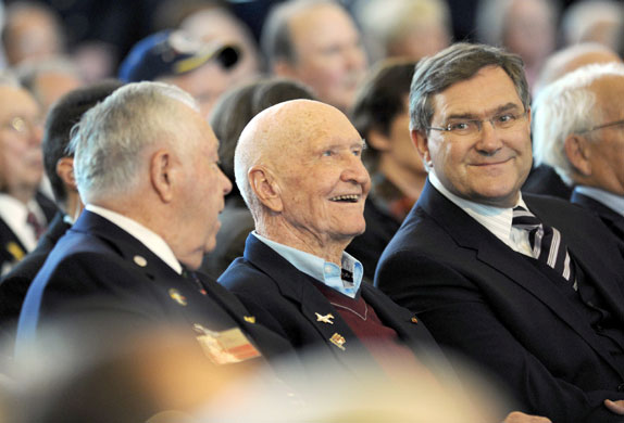 berlin airlift : Berlin marks 60th anniversary of end of Berlin Air Lift