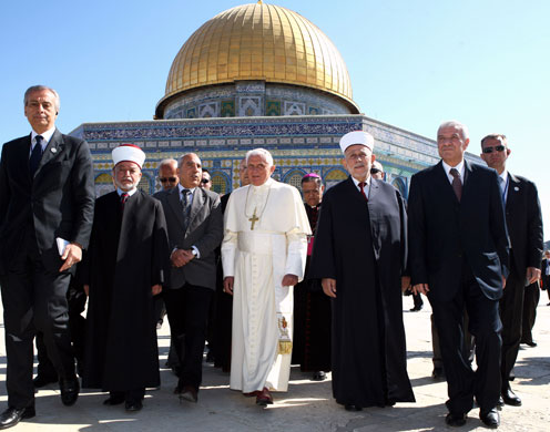 Pope in Israel: Pope Benedict XVI visits Israel 