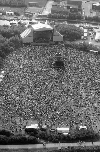 The Stone Roses : Th Stone Roses Spike Island concert 1990 