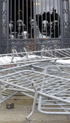 ArcelorMittal: Police at the entrance of the HQ of the world's biggest steel maker