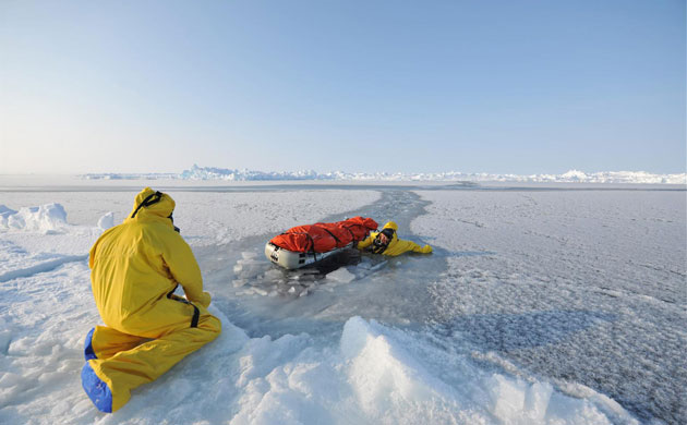 Catlin Arctic Survey: Crossing defrozen lead 