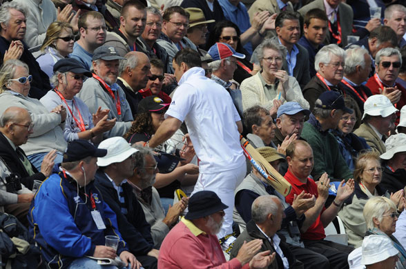 England v West Indies: Strauss upto the pavillion