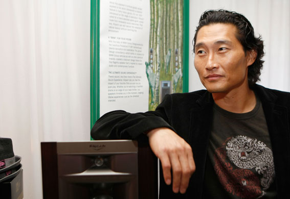 Social workers: Daniel Dae Kim