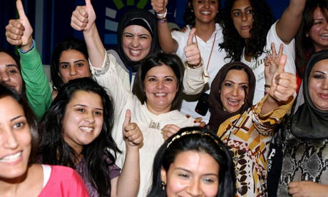 Kuwait-women-MPs-elected-002.jpg