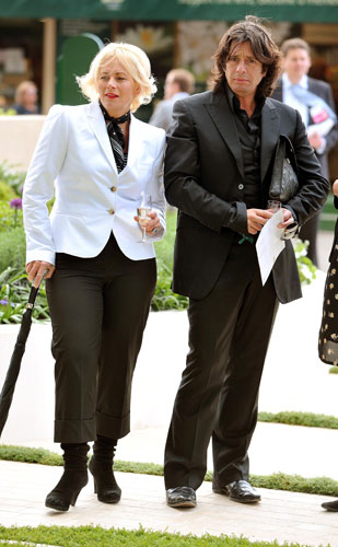Chelsea Flower Show: Lawrence Llewellyn-Bowen and his wife Jackie